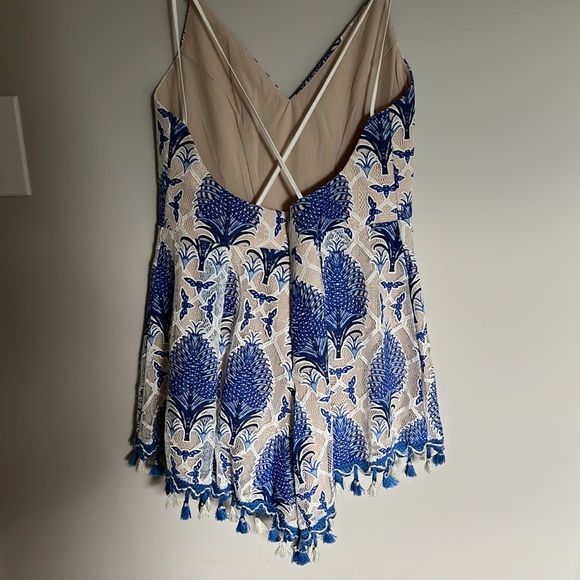 Lace and tassel romper - Picture 2 of 5
